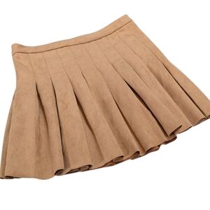 Love Tree, Faux Suede, Brown Pleated Mini Skirt. Large